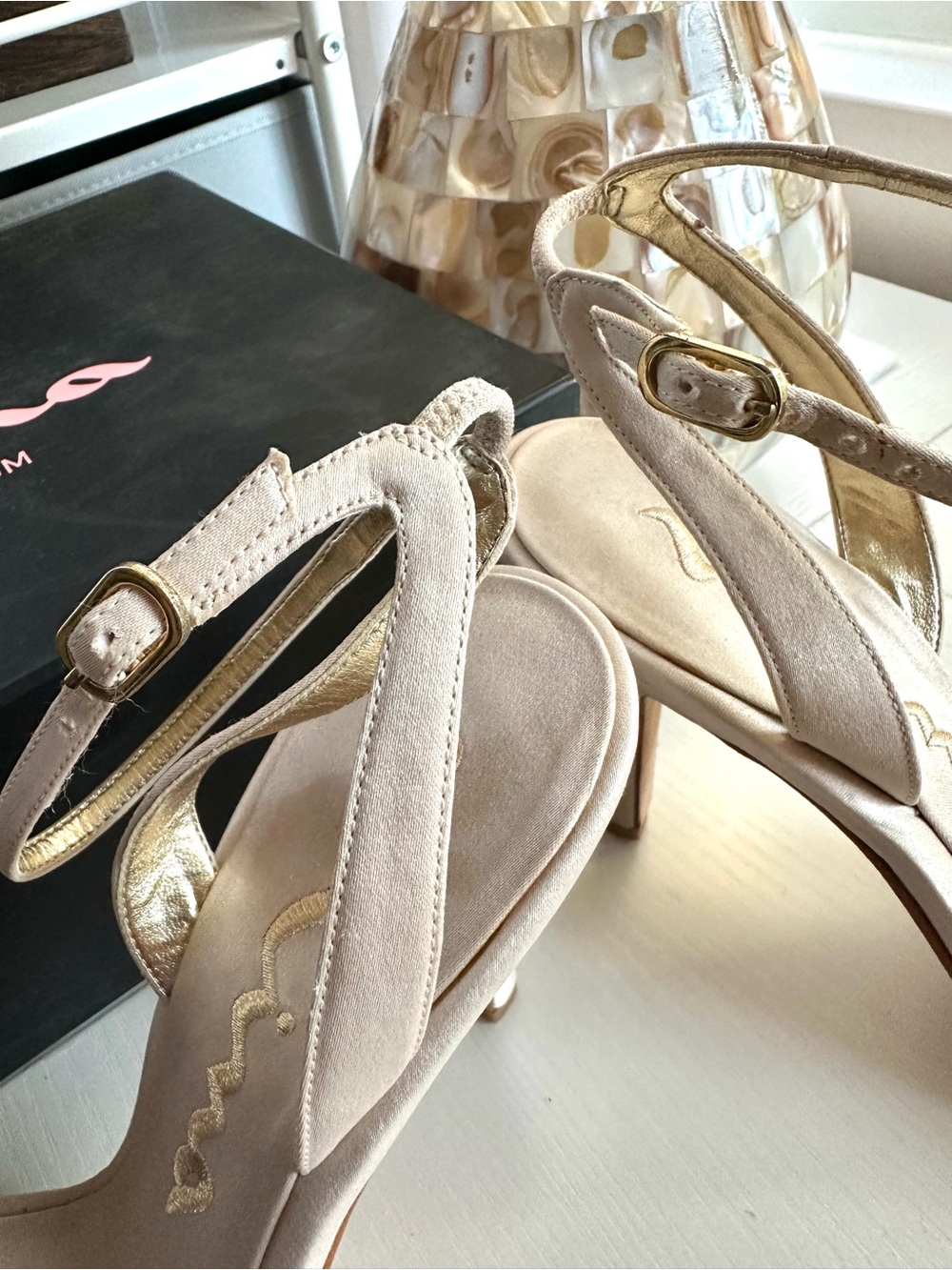 Nina Champagne Satin Beaded Heels NIB Leather Sole Wedding Shoes Sz 9 - Picture 6 of 10